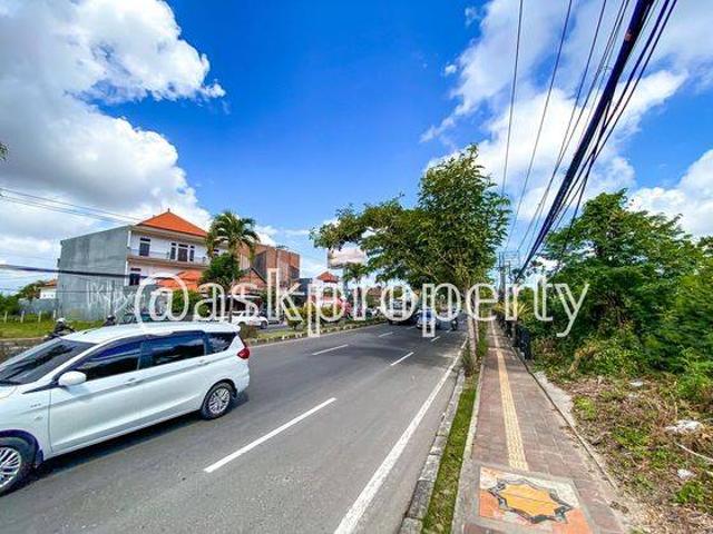 Tanah dijual di Seminyak, Badung