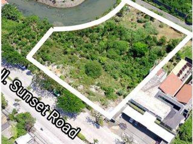 Tanah dijual di Sunset Road, Badung