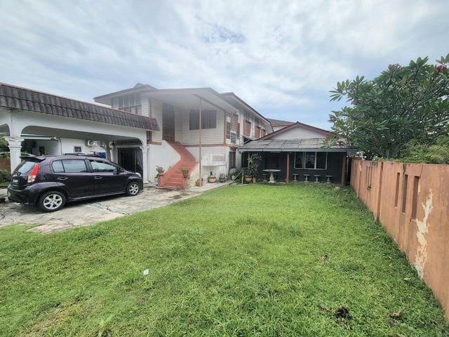 Bungalow for sale in Langat, Selangor