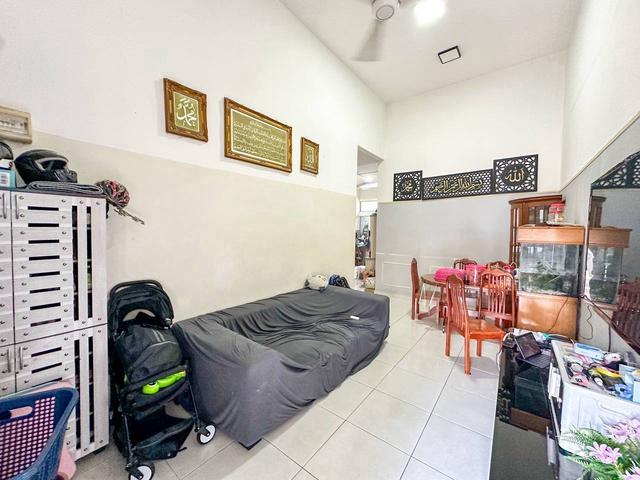 Terraced House for sale in Tanjong Sepat, Selangor
