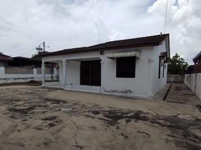 Bungalow for sale in Wellesley, Penang