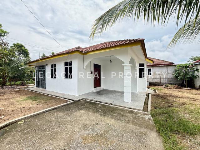 Bungalow for sale in Tanah Merah, Kelantan
