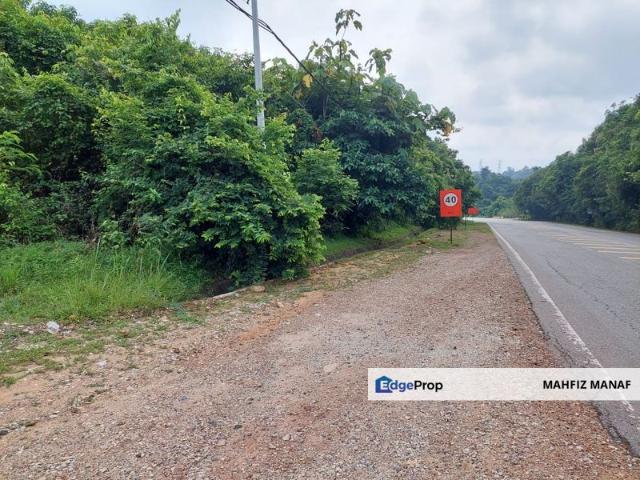 Shop for sale in Maran, Pahang