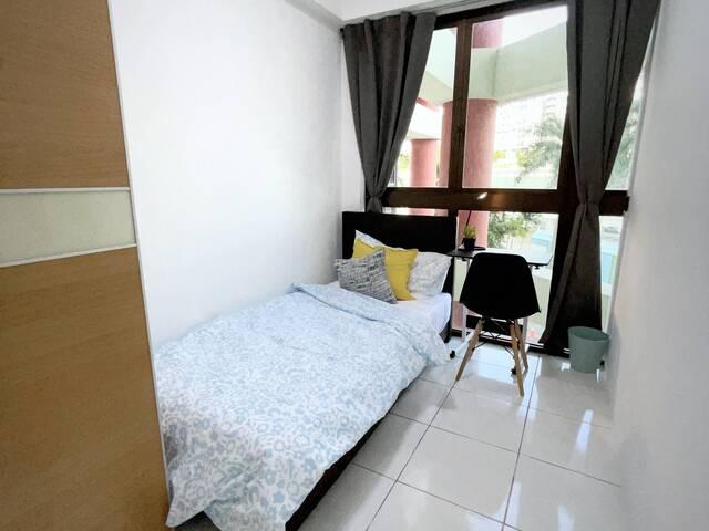 Room for rent