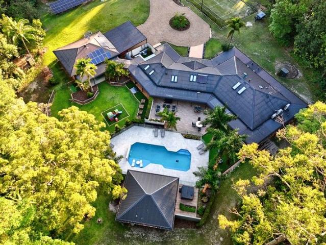 Cottage for sale in Kings Creek, Queensland