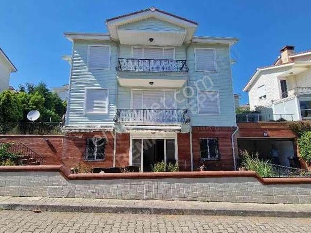 Pendik, İstanbul içerisinde satılık Villa