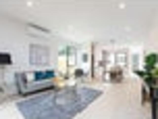 House for sale in Awhitu