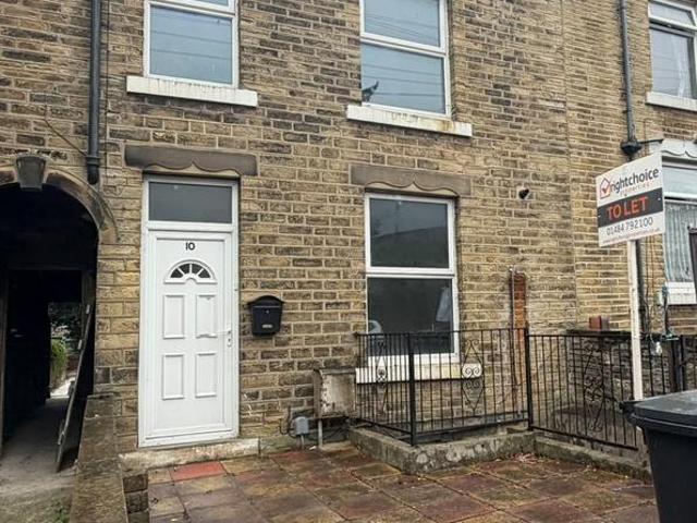 House for rent in Bay Hall, Kirklees