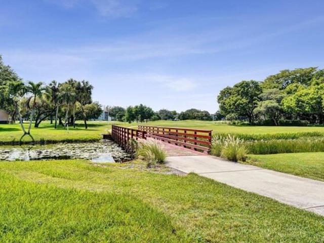 Condo for sale in Davie, Florida