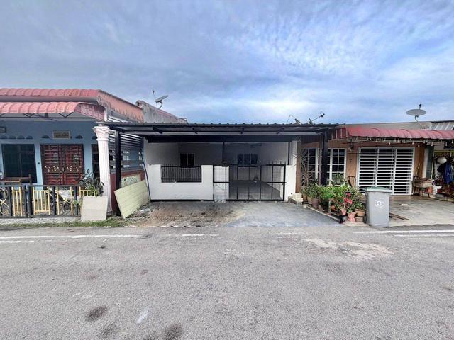 Terraced House for sale in Tangkak, Johor