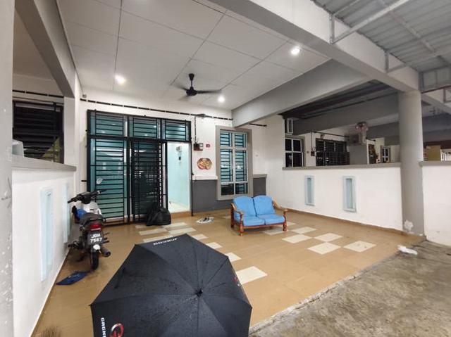 Terraced House for sale in Tangkak, Johor