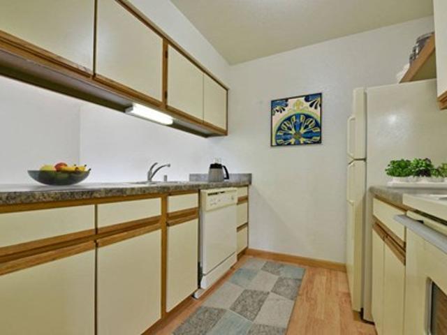 Apartment for rent in Oak Creek