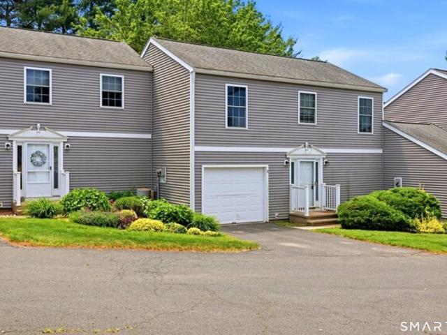 House for sale in Bloomfield, Connecticut