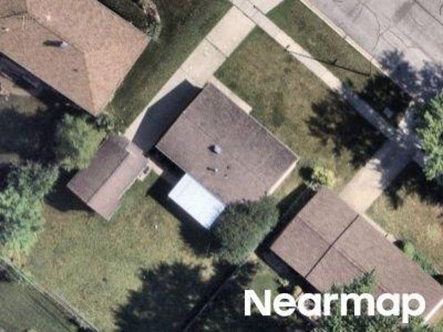 House for sale in Streamwood, Illinois