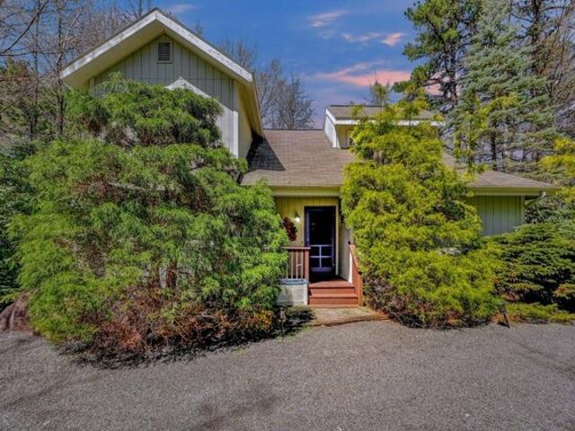 House for sale in Pocono Pines