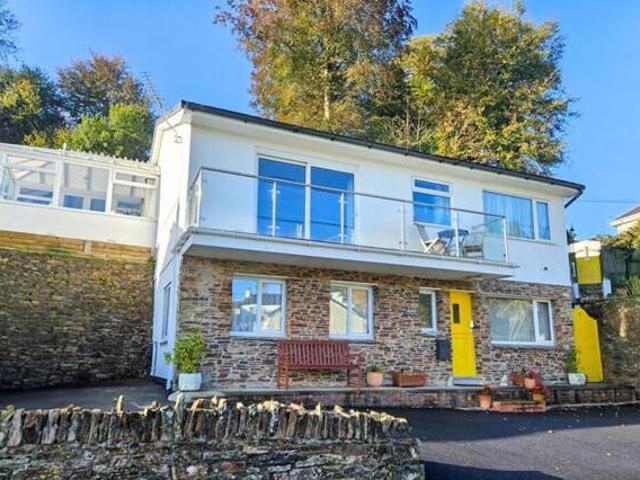 House for sale in Lostwithiel, Cornwall