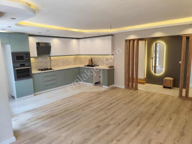 Karabağlar, İzmir içerisinde satılık mülk