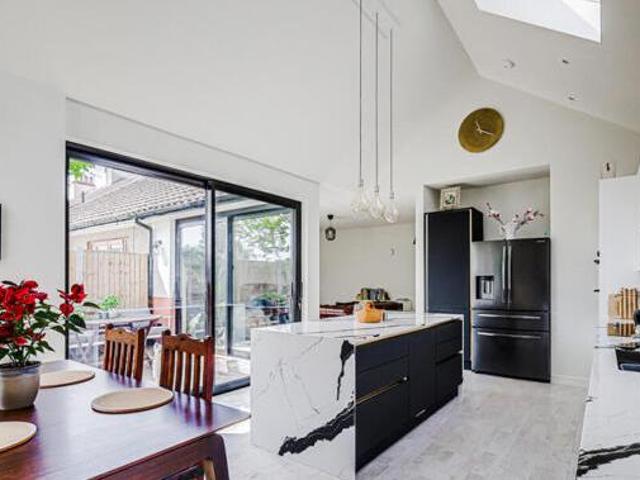 House for sale in Alton Barnes, Essex