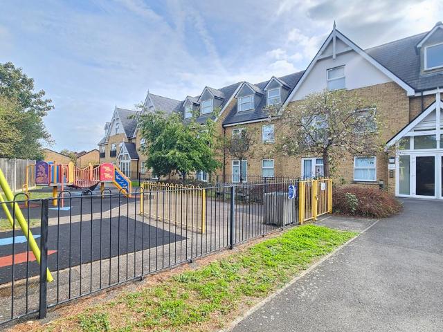 Apartment for rent in London Borough of Bexley, Greater London
