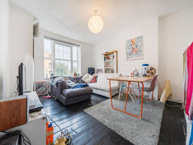 Apartment for rent in London Borough of Lewisham, New Cross
