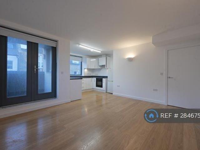 House for rent in London Borough of Lewisham, New Cross