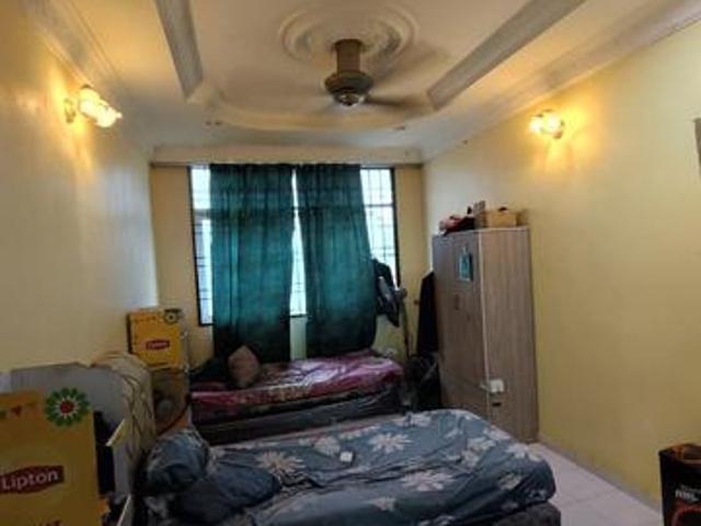 Flat for sale in Wellesley, Penang