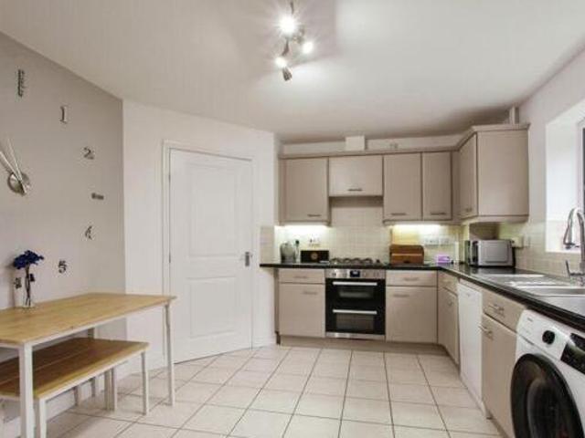 House for sale in Potters Corner, East Midlands