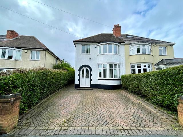 House for rent in Dixons Green, West Midlands