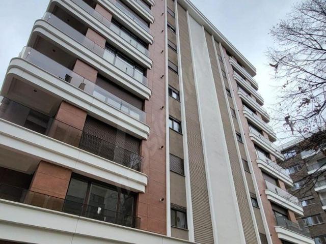 Çiftehavuzlar, Kadıköy içerisinde satılık mülk