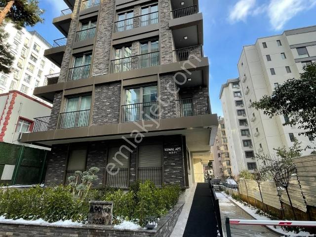 Kadiköy, İstanbul içerisinde kiralık mülk