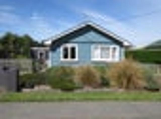 House for sale in Otakou