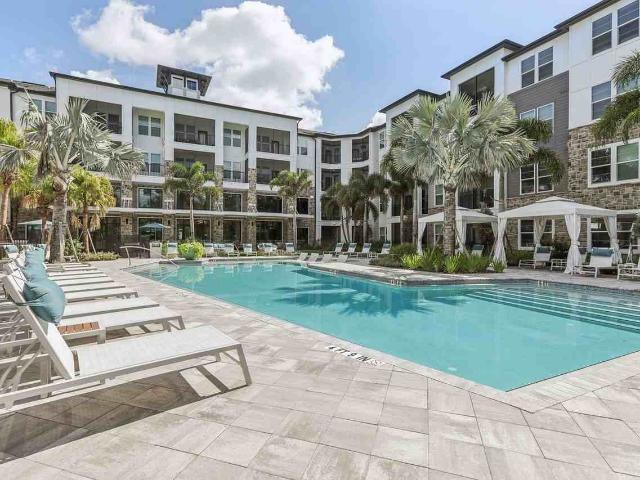 Apartment for rent in Apollo Beach, Florida