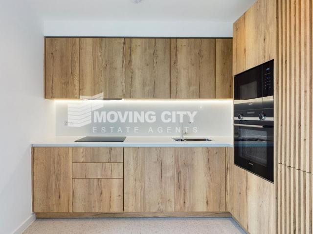 Apartment for rent in The Silk District, Greater London