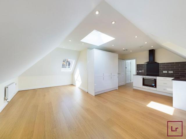 Apartment for rent in Hadley Manor Trading Estate, Greater London
