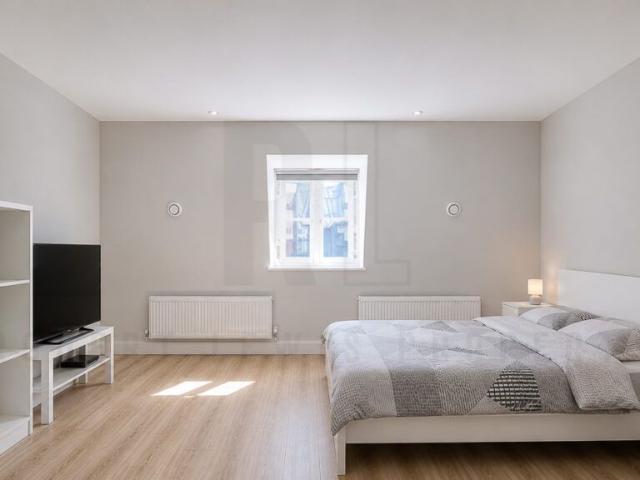 Studio for rent in High Barnet, Greater London