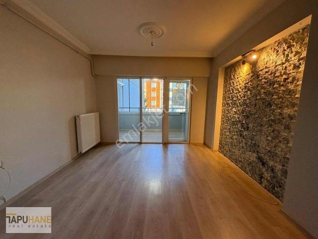 Yenimahalle Mahallesi, Hendek içerisinde kiralık mülk