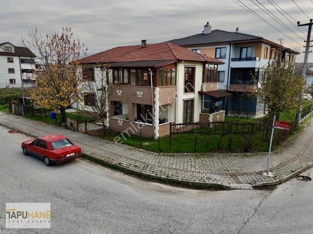 Yeşilköy, Hendek içerisinde kiralık Villa