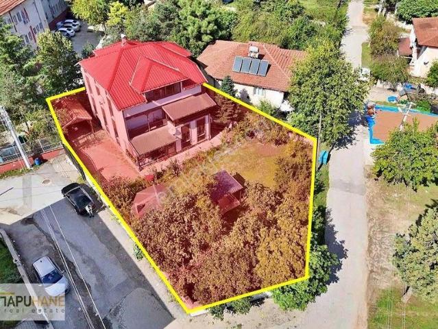 Bayraktepe Mahallesi, Hendek içerisinde satılık Villa