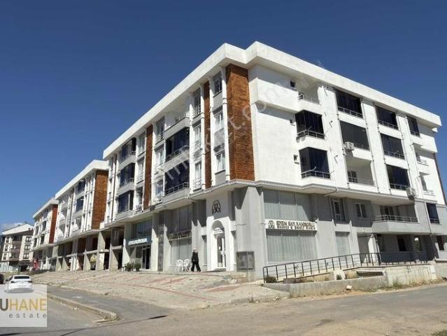 Yenimahalle Mahallesi, Hendek içerisinde satılık mülk