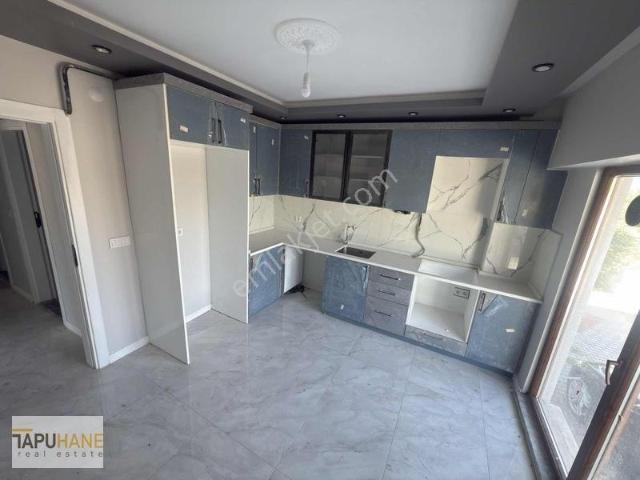 Yenimahalle Mahallesi, Hendek içerisinde kiralık mülk