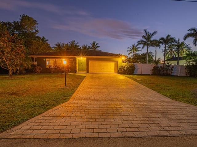 House for sale in Plantation House for sale in Plantation