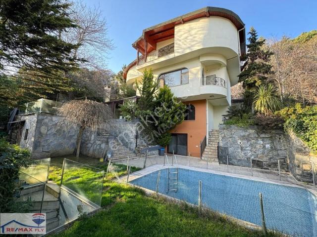 Sariyer, İstanbul içerisinde satılık Villa
