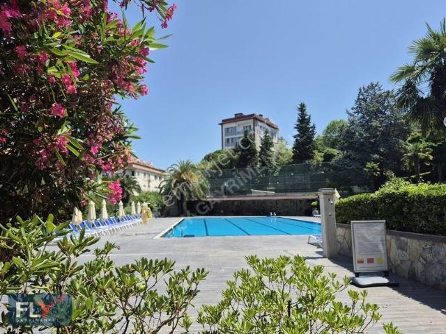 Tarabya Mahallesi, Sarıyer içerisinde kiralık mülk