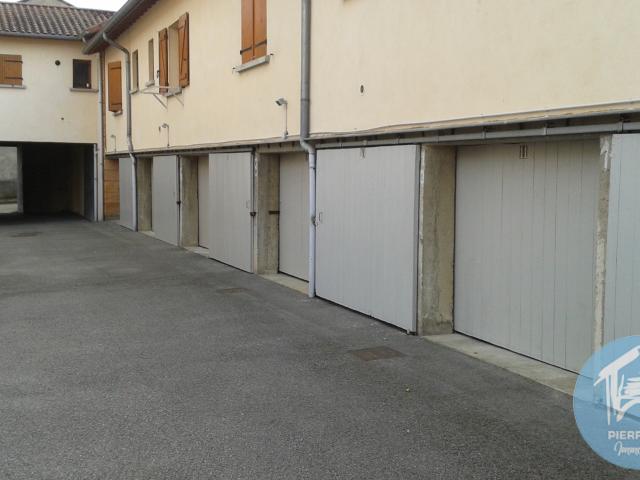 Garage location à Villefranche-sur-Saône, Rhône