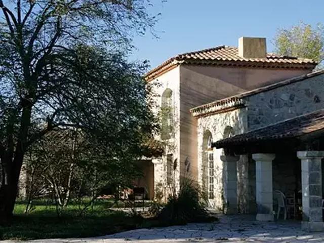 Maison vente à Tarascon, Bouches-du-Rhône