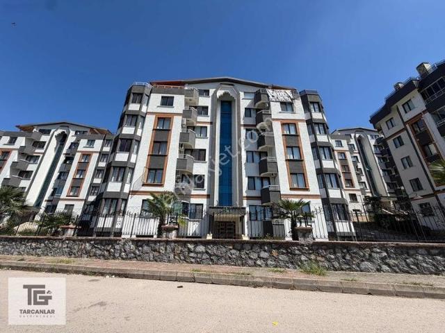 İzmit, Kocaeli içerisinde satılık mülk