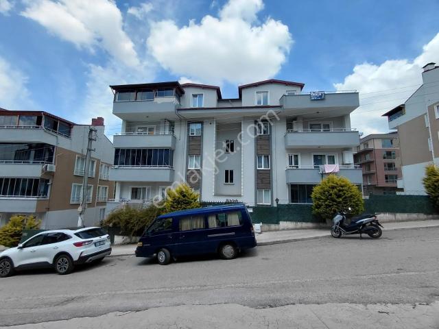 İzmit, Kocaeli içerisinde kiralık mülk