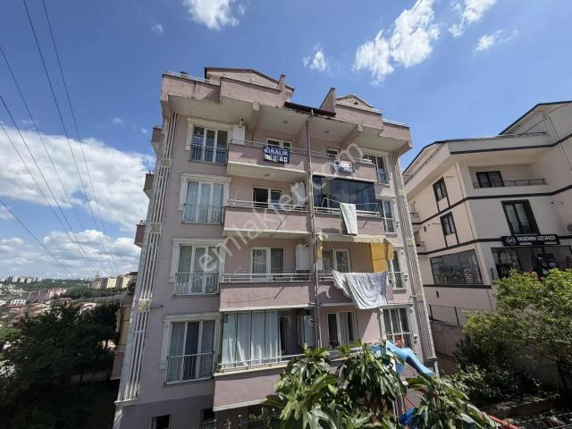 İzmit, Kocaeli içerisinde kiralık mülk