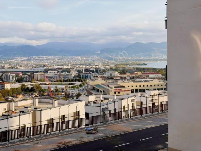 İzmit, Kocaeli içerisinde kiralık mülk