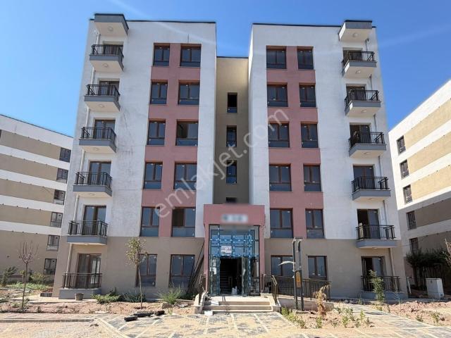 İzmit, Kocaeli içerisinde satılık mülk